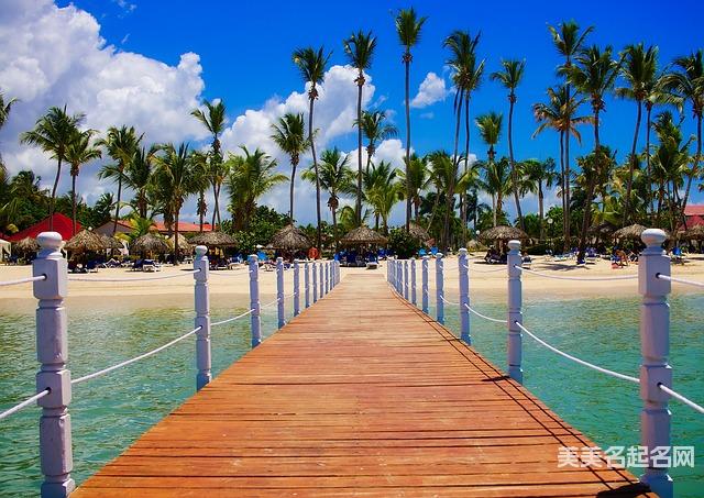 郑姓有文采典故的女宝宝名字100分