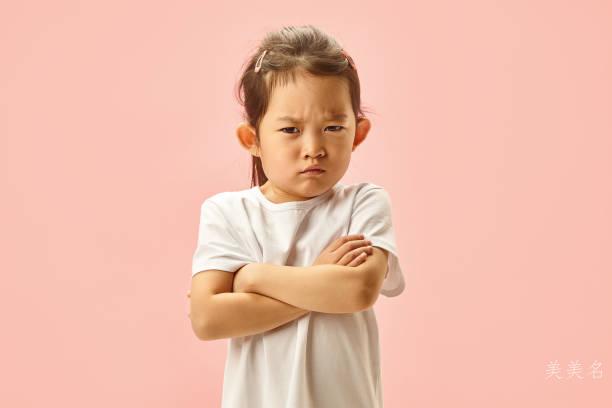 生辰缺水女孩200个吉祥属水名字精选推荐