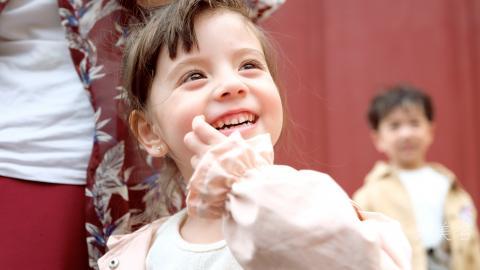 笔画少的赵姓男孩三个字名字